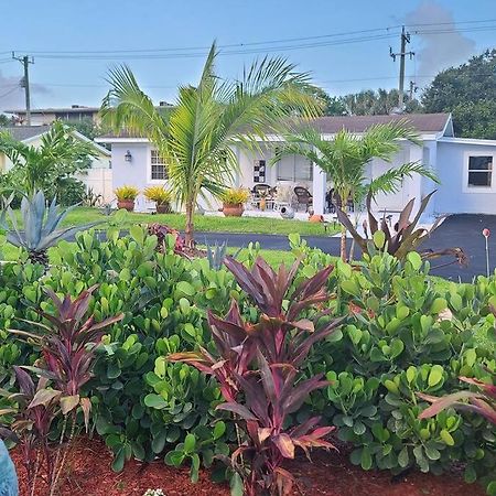 Palm Springs 3-Bedroom 2-Bath 5 Miles To The Beach Lake Worth Beach Exterior foto