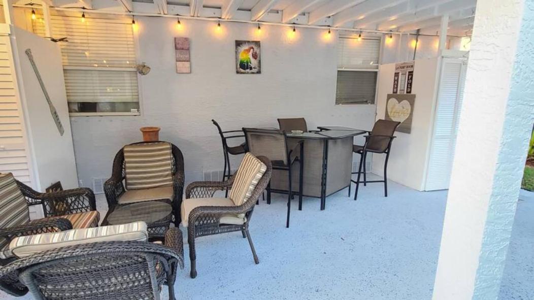 Palm Springs 3-Bedroom 2-Bath 5 Miles To The Beach Lake Worth Beach Exterior foto