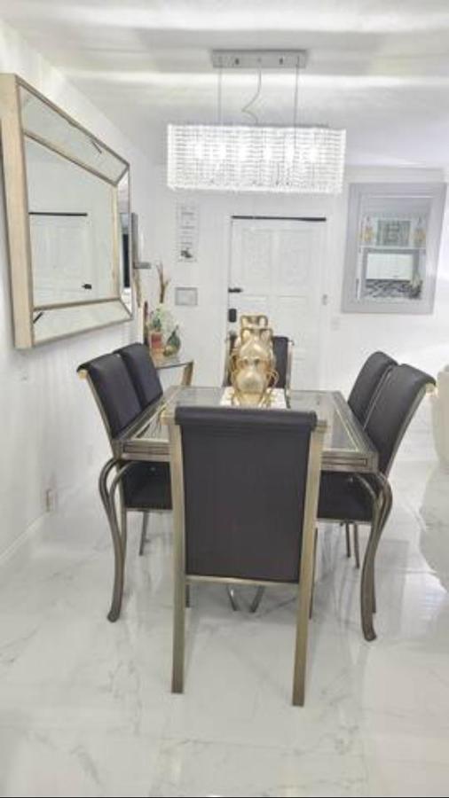 Palm Springs 3-Bedroom 2-Bath 5 Miles To The Beach Lake Worth Beach Exterior foto